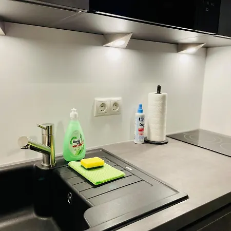 Klassen - Exklusives Am Hbf - Kueche, Netflix, Kingsizebett Appartement