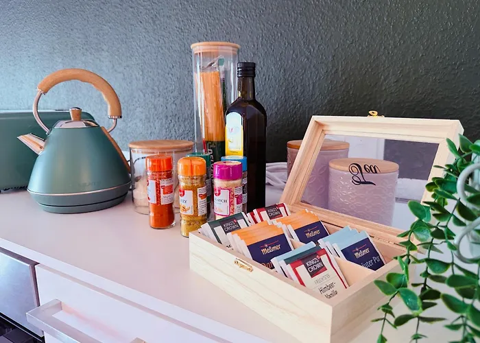 Klassen - Exklusive Am Hbf - Kueche, Netflix *